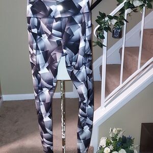 SPORTS leggings avia size S